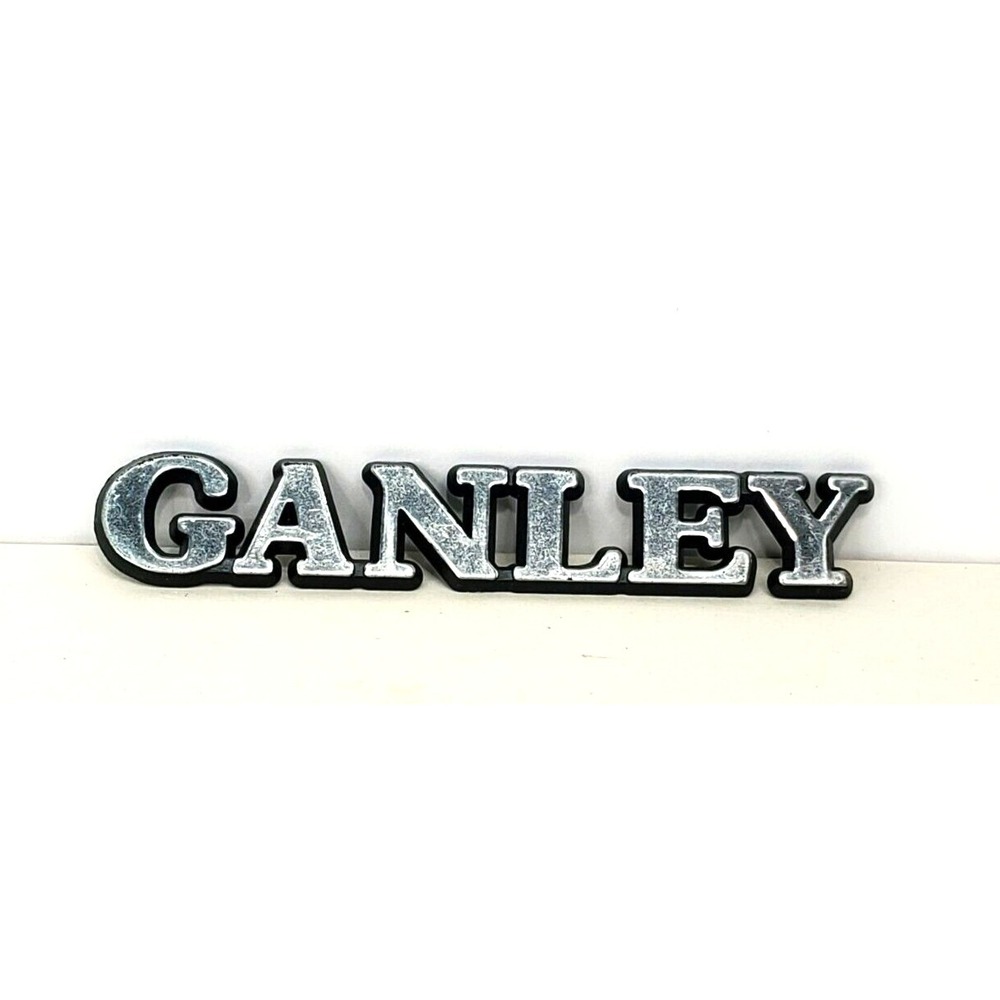 Ganley Auto Car Dealer Ohio Plastic Emblem Badge VTG -GL440